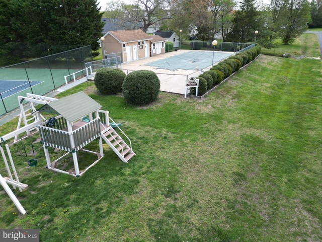 38 S Horseshoe Dr, Ocean View, DE 19970