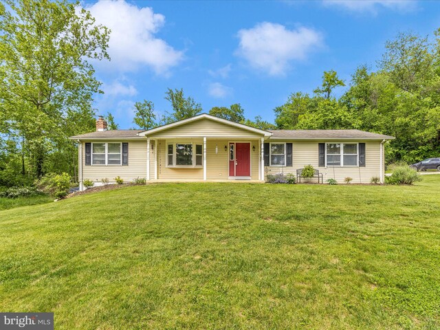 13240 Edgemont Rd, Smithsburg, MD 21783 - single story home featuring a chimney, a front yard, and a porch