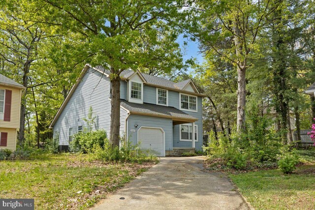 5127 Beaugregory Ct, Waldorf, MD 20603 - traditional home with driveway and an attached garage