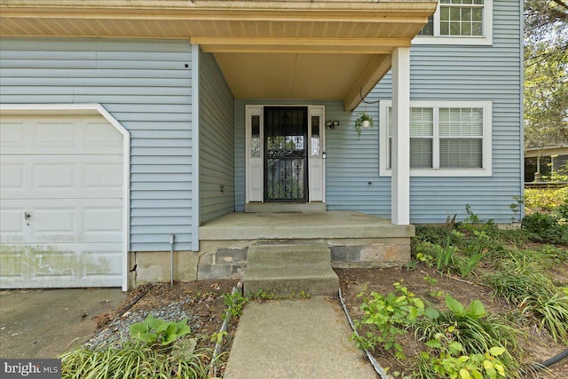 5127 Beaugregory Ct, Waldorf, MD 20603 - property entrance featuring an attached garage