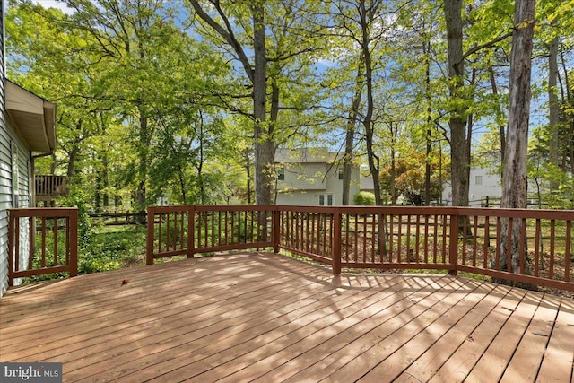5127 Beaugregory Ct, Waldorf, MD 20603 - view of wooden terrace