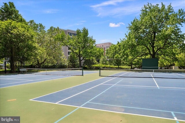 4501 Arlington Blvd Unit 709, Arlington, VA 22203 - view of tennis court featuring community basketball court