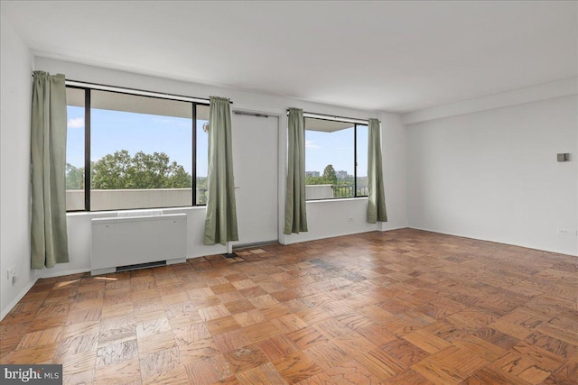 4501 Arlington Blvd Unit 709, Arlington, VA 22203 - unfurnished room featuring radiator heating unit