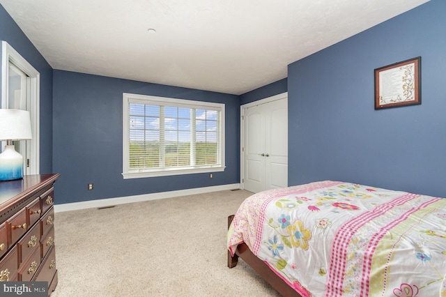 890 Hobart Rd, Hanover, PA 17331 - carpeted bedroom with baseboards and a closet