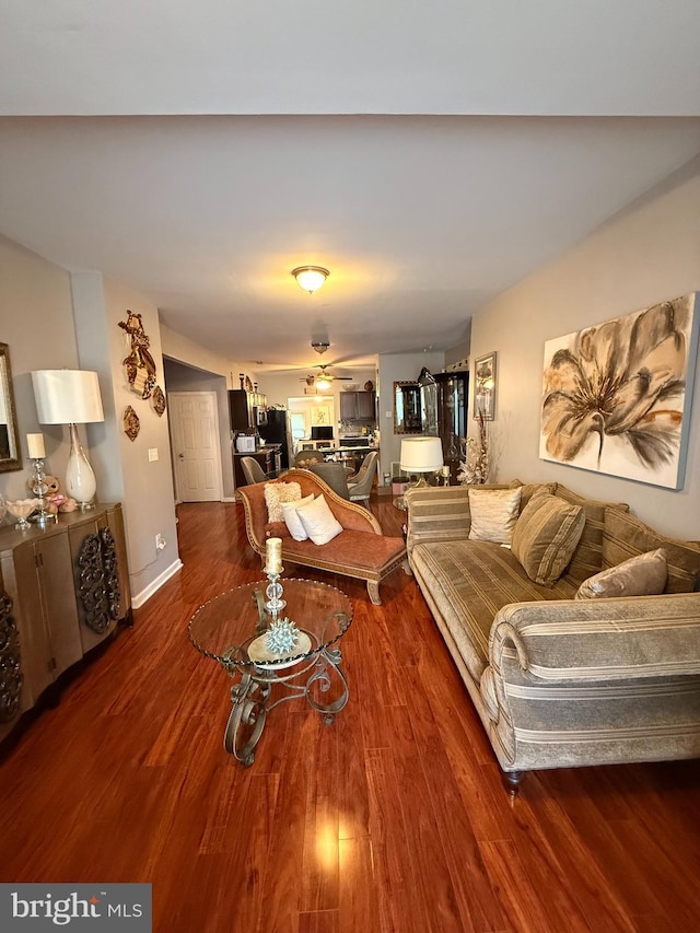 4006 Chesmont Ave, Baltimore, MD 21206 - living area featuring wood finished floors