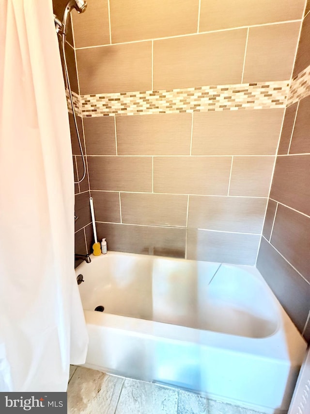 4006 Chesmont Ave, Baltimore, MD 21206 - full bathroom featuring shower / washtub combination