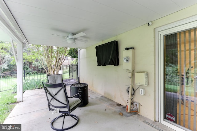 4011 Hummer Rd, Annandale, VA 22003 - view of patio / terrace with ceiling fan and fence