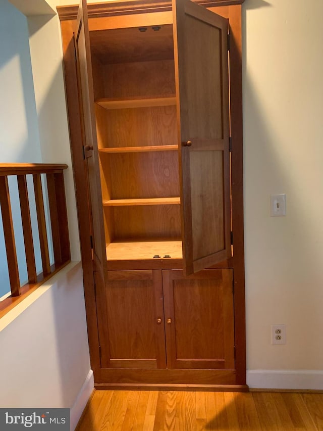 3903 8th St S, Arlington, VA 22204 - view of closet