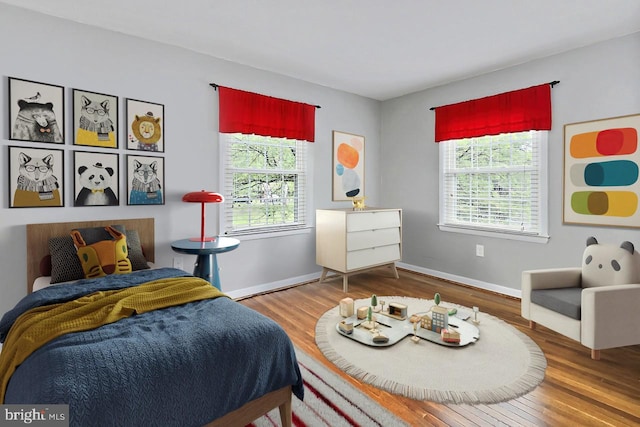 4500 Hadrian Ct, Alexandria, VA 22310 - bedroom featuring baseboards and wood finished floors