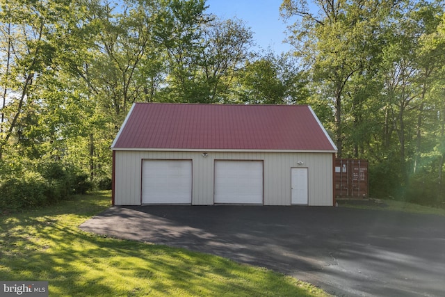 711 Clymer Ave, Sellersville, PA 18960 - view of detached garage