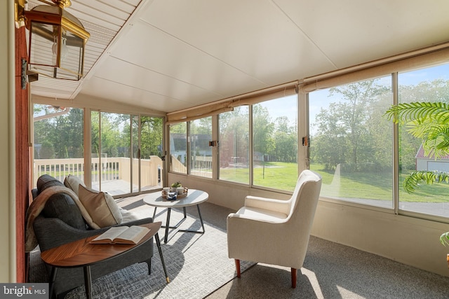 711 Clymer Ave, Sellersville, PA 18960 - sunroom featuring healthy amount of natural light, vaulted ceiling, and carpet