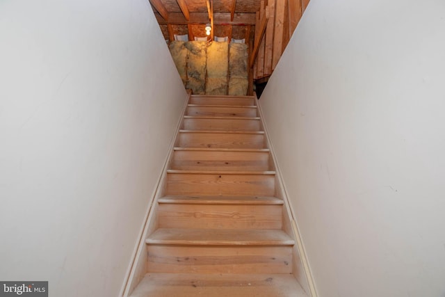 20 Eagle Ct, Gilbertsville, PA 19525 - view of stairway