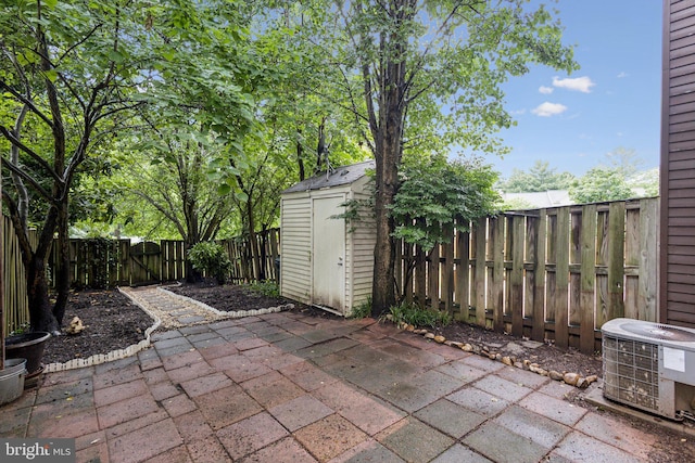 3723 Hampton Ct, Alexandria, VA 22306 - fenced backyard with a patio area and a storage shed