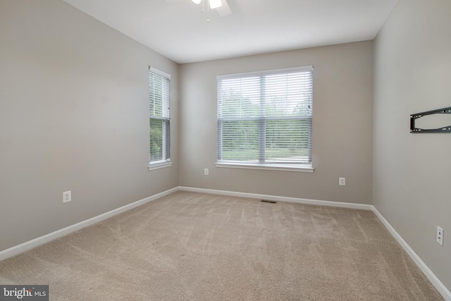 15916 Aerial View Rd, Woodbridge, VA 22193 - empty room featuring baseboards, carpet, and ceiling fan