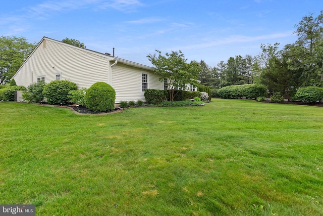 21 Willowwood Ct, Columbus, NJ 08022 - view of grassy yard