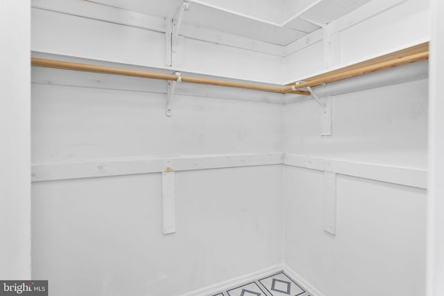 21 Willowwood Ct, Columbus, NJ 08022 - view of walk in closet