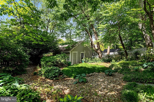 6218 30th St NW, Washington, DC 20015 - view of yard with fence