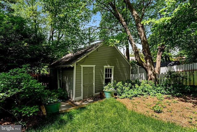 6218 30th St NW, Washington, DC 20015 - view of outbuilding featuring fence and an outdoor structure