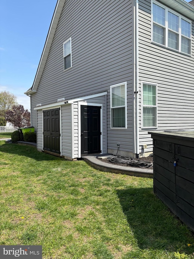 362 Hoffeckers Mill Dr, Smyrna, DE 19977 - rear view of house featuring a yard