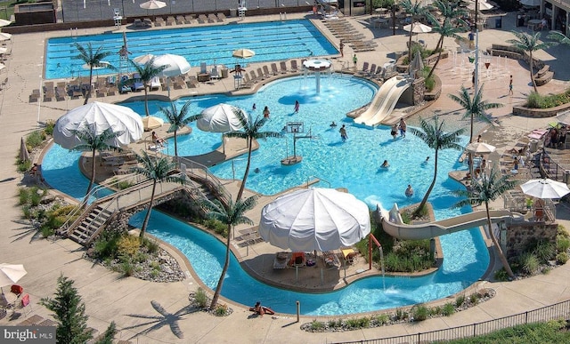 view of swimming pool