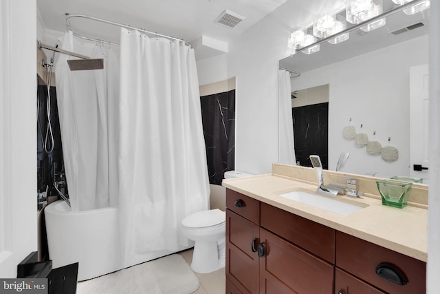 full bath featuring toilet, shower / bath combination with curtain, visible vents, and vanity