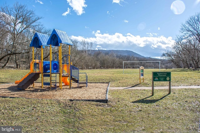 112 Ryder Benson Ln, Front Royal, VA 22630 - community jungle gym with a mountain view