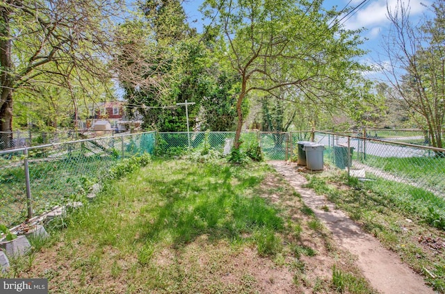 1603 Melby Ct, Baltimore, MD 21234 - view of yard with fence