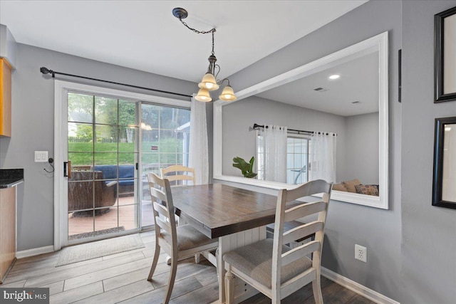 3565 Hummock Pl, Woodbridge, VA 22192 - dining area featuring wood finished floors and baseboards