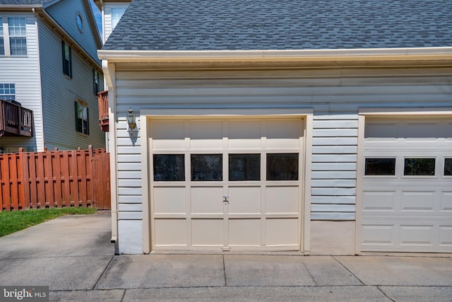 13014 Prairie Knoll Ct, Germantown, MD 20874 - garage with fence