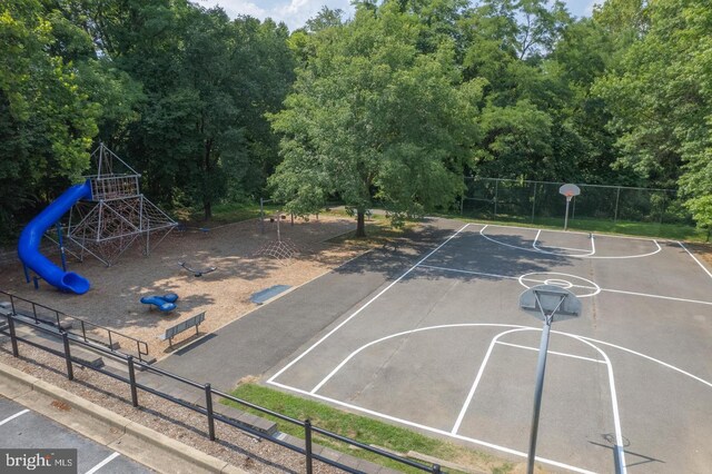 13014 Prairie Knoll Ct, Germantown, MD 20874 - view of basketball court featuring community basketball court, fence, and playground community