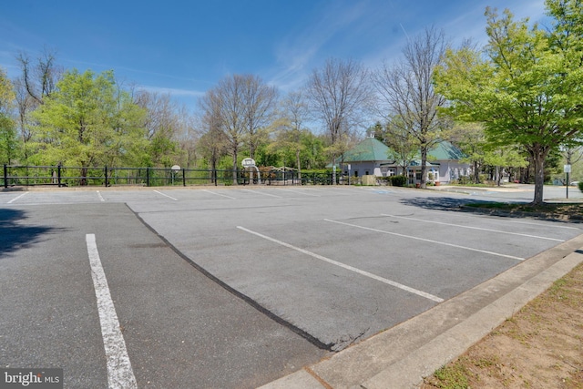 13014 Prairie Knoll Ct, Germantown, MD 20874 - view of basketball court with community basketball court and fence