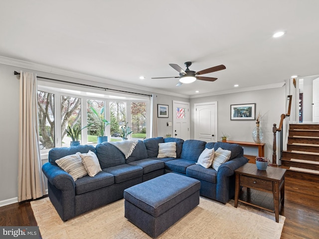 living room featuring wood finished floors, ceiling fan, recessed lighting, and crown molding