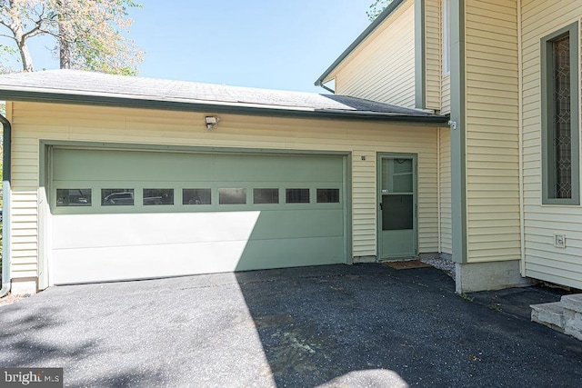 8 Candytuft Ln, Ocean Pines, MD 21811 - garage with aphalt driveway