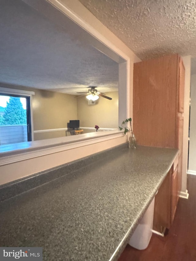 730 Heather Ridge Dr Unit G, Frederick, MD 21702 - hallway with a textured ceiling and baseboards