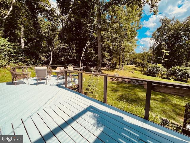 deck with a yard