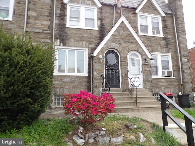 view of front of home featuring stone siding