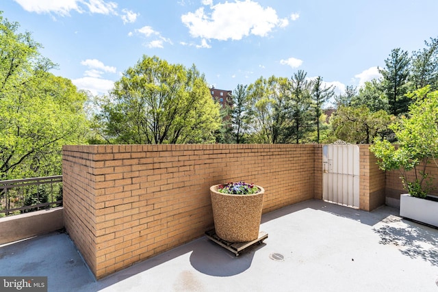 4200 Massachusetts Ave NW Unit 106, Washington, DC 20016 - view of patio / terrace