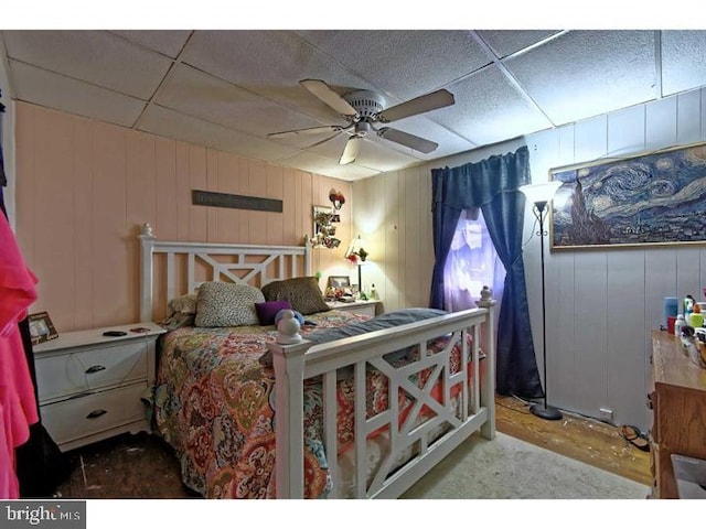 bedroom with a ceiling fan