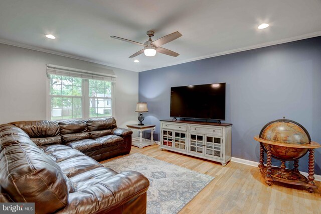 300 N Carolina Ave, Pasadena, MD 21122