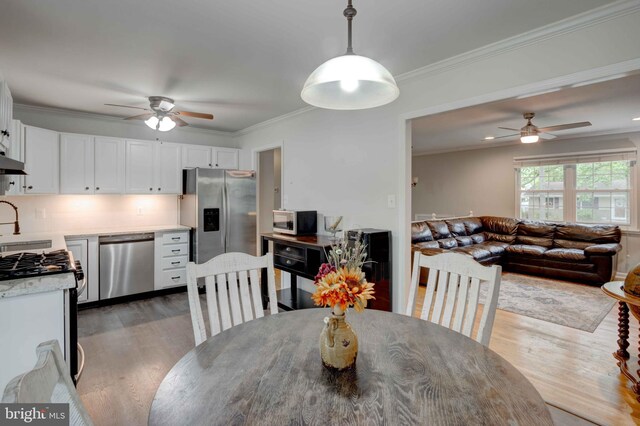 300 N Carolina Ave, Pasadena, MD 21122