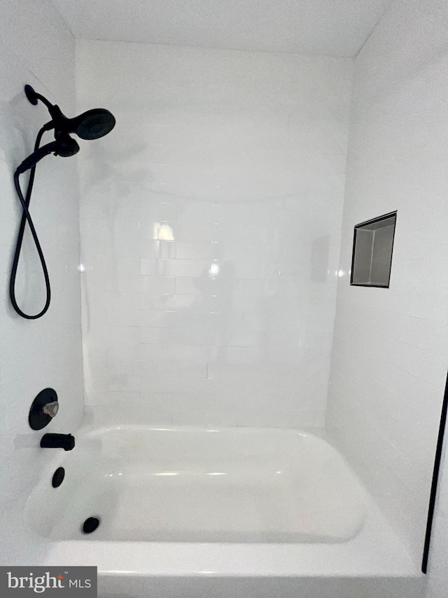 4658 Winterberry Ln, Oxon Hill, MD 20745 - bathroom with shower / bathtub combination