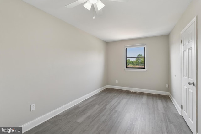 102 Orchard Ct, Royersford, PA 19468 - unfurnished bedroom featuring wood finished floors, baseboards, and ceiling fan