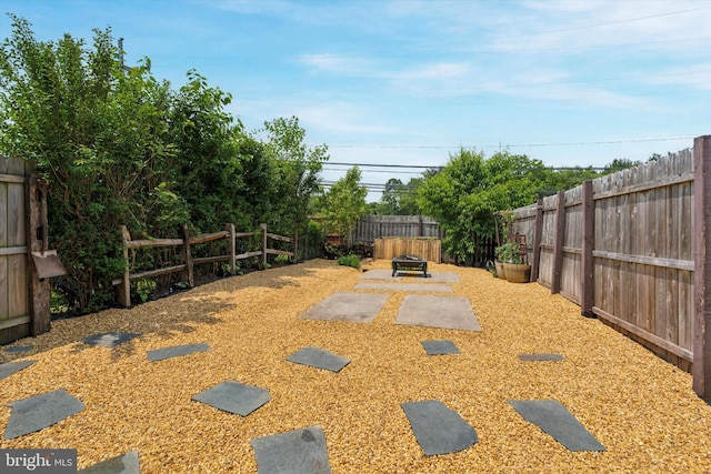 102 Orchard Ct, Royersford, PA 19468 - fenced backyard featuring a patio area