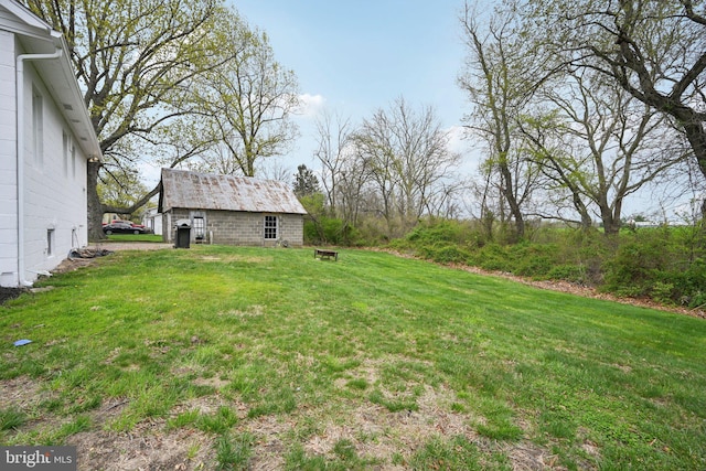673 Harrisonville Rd, Swedesboro, NJ 08085 - view of yard featuring an outdoor structure