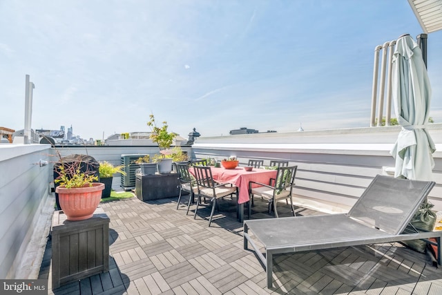 1029 Earl St, Philadelphia, PA 19125 - view of patio with outdoor dining area