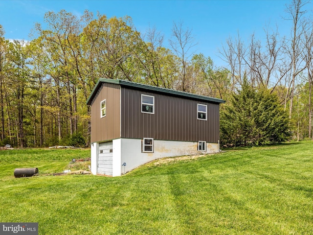 4437 Stonewall Jackson Hwy, Bentonville, VA 22610 - view of outbuilding with an attached garage