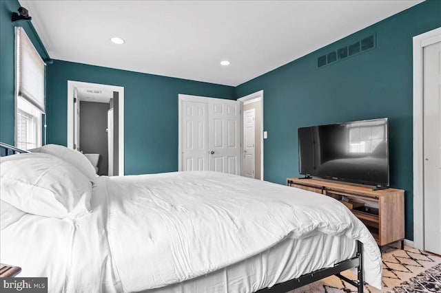 128 Pinion Pl, Bear, DE 19701 - bedroom featuring visible vents and recessed lighting