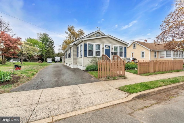 82 Hauser Ave, Hamilton, NJ 08620 - bungalow-style home featuring fence and driveway