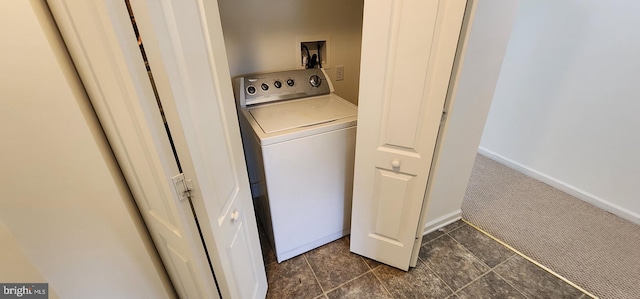 335 Paradee Dr, Dover, DE 19904 - laundry room featuring washer / clothes dryer and dark carpet