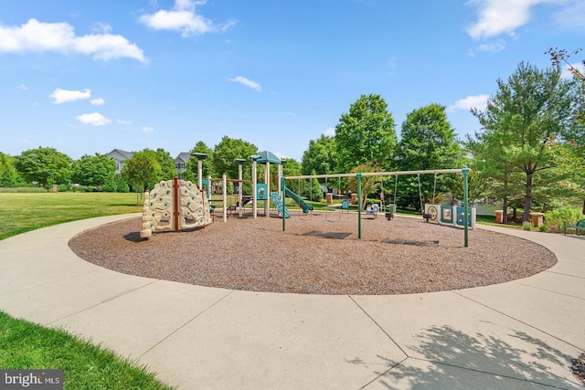 8507 Young Rivers Ct Unit 22, Laurel, MD 20723 - communal playground featuring a yard